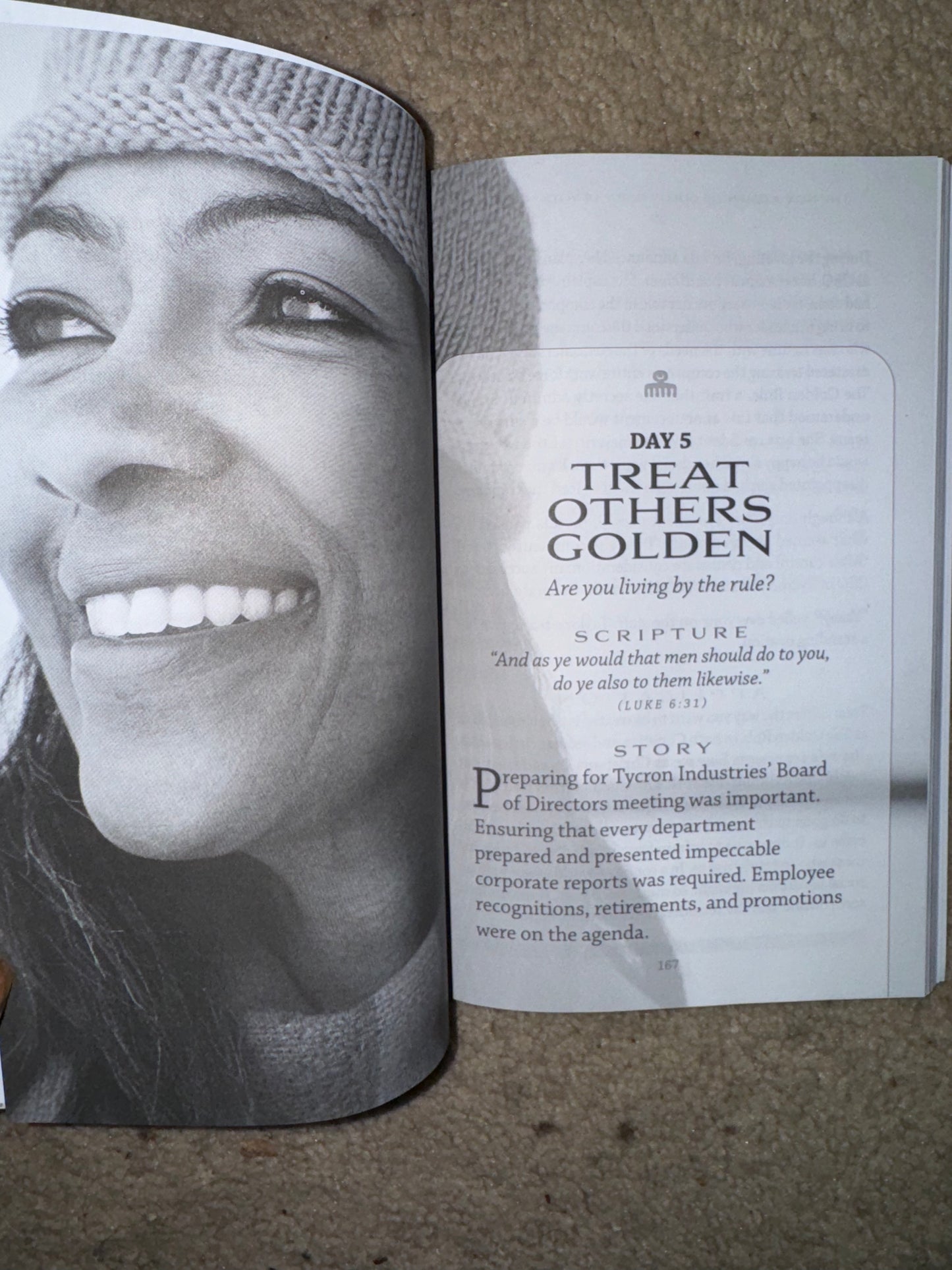 Women of Color Daily Devotional FALL #2 x 10